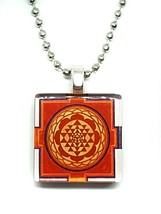Mandala Red Necklace Wooden Pendant SRI YANTRA Meditation Silver 22&quot; Chain - £5.12 GBP