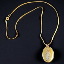 My First Christmas Pendant Necklace, Inspired By Art Of Berta Hummel Gol... - $108.67 MXN