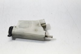 2003-2006 INFINITI G35 SEDAN FUEL DOOR LID ACTUATOR P3568 image 3