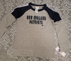 NFL New England Patriots Girls Long Sleeve Top S or L  New - £13.74 GBP