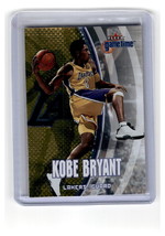 2000-01 Fleer Game Time Kobe Bryant Card #3 LA Lakers HOF - £6.05 GBP
