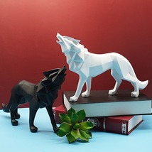 Polyresin Wolf Figurine Home Decor, Abstract Sculptures Room Decor desk ... - $22.00