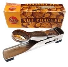 Vintage 1940&#39;s Boes Dayton Adjustable Nut Cracker w Box Kitchen Gadget W... - £14.75 GBP