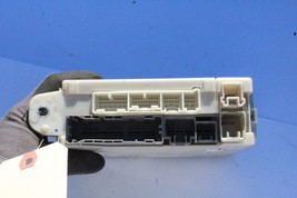 2007 LEXUS IS250 LEFT FUSE BOX C902 image 9