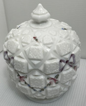 Rare Vintage Hand Painted Westmoreland Sawtooth Milk Glass 6.25&quot; Lidded ... - £19.03 GBP