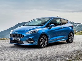 Ford Fiesta ST 2018 Poster  24 X 32 #CR-A1-1357008 - £27.37 GBP