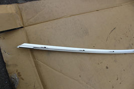 2017 JAGUAR XE REAR LEFT DOOR UPPER CHROME TRIM  R635 image 8