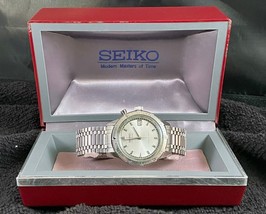 SEIKO 5717-8990 Mono Pusher One-Push Chronograph 1964 - Manual winding - $1,188.00