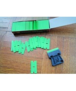 100 Pieces 1.5&quot; Plastic Edge Blades +1 pc Compact Mini Razor Blade Decal... - £15.72 GBP