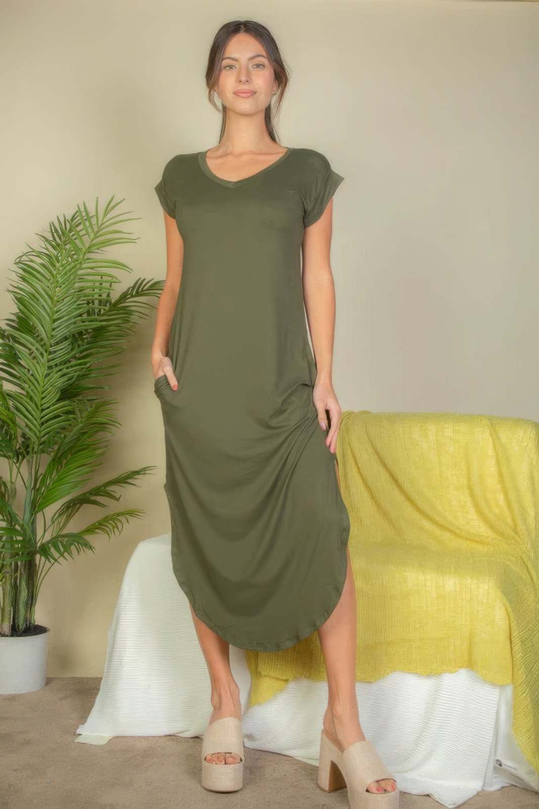 Women&#39;s Hidden Pocket Batwing Sleeve V Neck Long Dress - $19.50