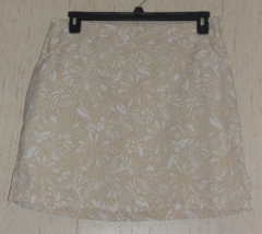 Excellent Womens Coral Bay Golf Beige W/ White Floral Print Skort Size 12 - £19.79 GBP