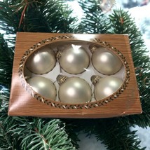 Vtg 90s Christmas By Krebs Glass Ornaments 6pk Satin Pearl White Gold Crowns - £13.40 GBP