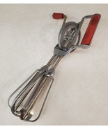 Vintage Maynard Egg Beater Hand Mixer Red Handle Farm Kitchen Collectible - $372.53 MXN