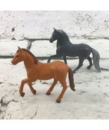 Bryer Bakery Crafts 2.5-3” Model Horse Pony Figures Lot Of 2 Gray And Tan - £5.94 GBP