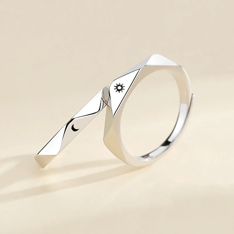 2 Pcs  Moon Lover Couple  Simple Opening Ring For Couple Men Women Wedding Engag - £24.57 GBP