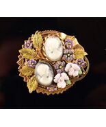 BEAUTIFUL MONTAGE DESIGNS 1998 PIN BROOCH WITH CAMEOS AND FLOWERS - $27.92 CAD