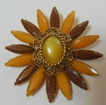 Vintage Gold-tone Plastic Floral Starburst Brooch - £13.21 GBP