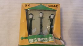 HO Scale GHC Set of 3, Green Lighted Gas Lamps, 2.5&quot; Tall from Japan - £15.98 GBP