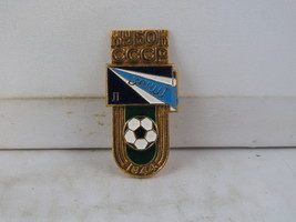 Vintage Soviet Soccer Pin - FC Zenit Leningrad Top League Champs Stamped Pin - £15.14 GBP