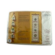Creative Circle Needlepoint Embroidery Kit 1925 Kitchen Spice Sacks 4 - €17,14 EUR Creative Circle Needlepoint Embroidery Kit 1925 Kitchen Spice Sacks 4 - €17,14 EUR