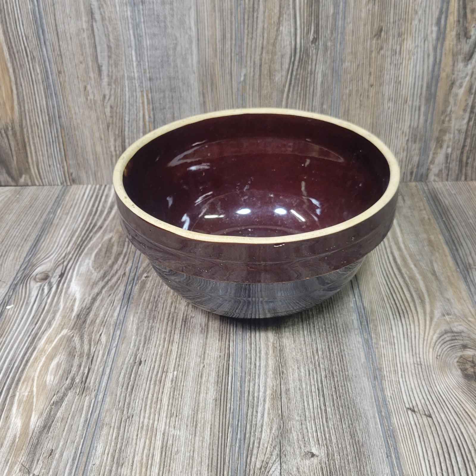 Vintage Brown Ribbed Crock Bowl, USA Pottery Shoulder Bowl, 9 Inch - $52.00