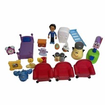 Vintage Blues Clues Toys Figures Lot of 19 Joe Bed Bath Salt &amp; Pepper Soap Sofas - £12.75 GBP