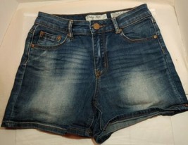 Indigo Rein Juniors Denim Shorts Dark Blue w/gold stitching Sz 7/27 preowned - £9.34 GBP