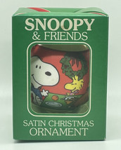 Snoopy &amp; Friends “Happy Holidays” VTG 1965 Peanuts Satin Ball Christmas Ornament - £10.65 GBP