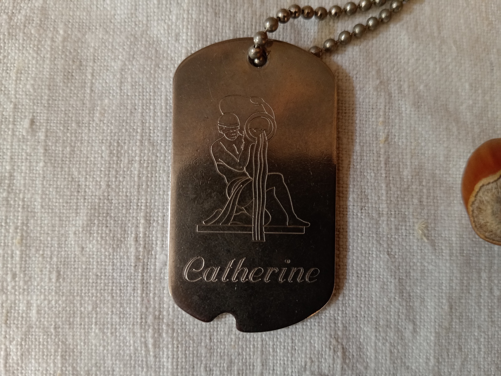 Aquarius pendant &quot;Catherine&quot; in metal, chain style army - $10.00