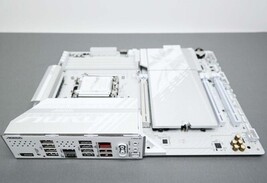 GIGABYTE B850 AORUS ELITE WIFI7 AMD B850 ATX DDR5 Wi-Fi 7 Motherboard - White image 5