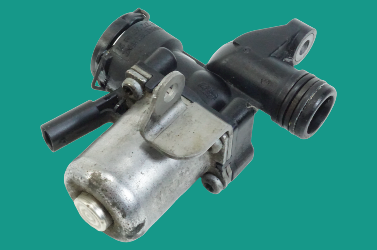 06-11 mercedes w164 ml350 e350 c300 engine motor water pump valve 272200... - $54.87