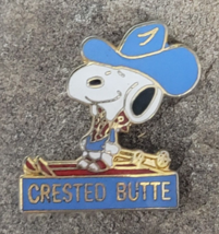 CRESTED BUTTE Peanuts Snoopy Cowboy Skiing Resort Ski Vintage Lapel Pin Colorado - £17.19 GBP