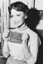 Natalie Wood with Rebel without A Cause clapper board 11x17 Mini Poster - £10.23 GBP