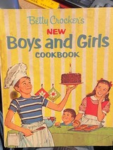 Betty Crocker&#39;s New Boys and Girls Cookbook 1970 (7th Printing) *Pre-Own... - $11.99