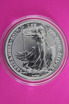 2017 Great Britain £2 Britannia 1 Ounce .999 Silver In Mint Capsule Genu... - $1,164.17 MXN