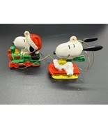 Vintage Peanuts Snoopy Christmas Ornaments Lot – Train &amp; Sled w/ Woodsto... - $392.88 MXN