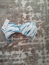 Shade &amp; Shore Women&#39;s Blue/White Ikini Top Size 38DD  - $18.00