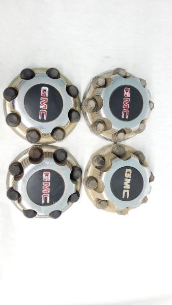 4 Wheel Center Hub Cap Chevrolet GMC 8 lug OEM P.N.15039488 - $94.05