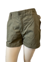 Sanctuary Clothing Green Cuffed Shorts Size S, NWT - $449.98 MXN