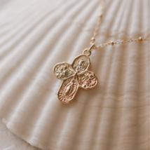 Four Way Cross Necklace - $2,568.17 MXN - $2,788.30 MXN