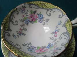 Crafton China England &quot;Strathmore&quot; Pattern, Coffee Cup And Saucer [89B] - £35.61 GBP