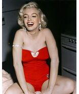 Orecchini A Chandelier Di Costume Personale Di Marilyn Monroe Memorabilia - $367,276.86