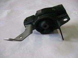 2000-05 Toyota Celica GT & GT-S Autmatic Transmission Enigne Motor Mount image 3