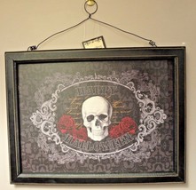 &quot;Happy Halloween&quot; Skull Lace Sign - £5.02 GBP