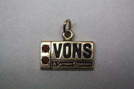 Vintage 10K Yellow Gold &quot;VONS&quot; Logo Employee Appreciation Pendant w/red Stones - £104.63 GBP