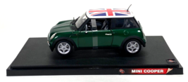 Hot Wheels 2001 Mini Cooper w/ Stand-1:18 Green-UK Union Jack Flag-8&quot; - $20.10