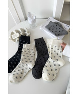 White Bow Knots Ribbed Edge Crew Socks - $77.16 MXN