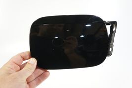 03-2009 mercedes w211 e350 e55 amg e550 sedan fuel gas tank lid door bla... - $61.87