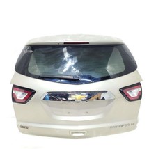 Tailgate Champagne Silver Complete With Lights OEM 13 17 Chevrolet Traverse M... - £664.73 GBP