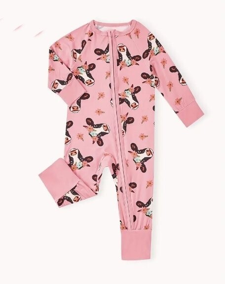 NEW Baby Girls Cow Bamboo Long Sleeve Romper Jumpsuit Pajamas Sleeper - $13.99